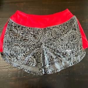 Saucony Small Womens Shorts Run Dry Black